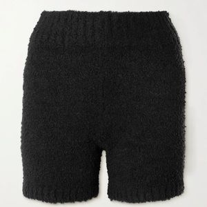 NWT SKIMS Cozy Knit bouclé shorts - Onyx Black L / XL